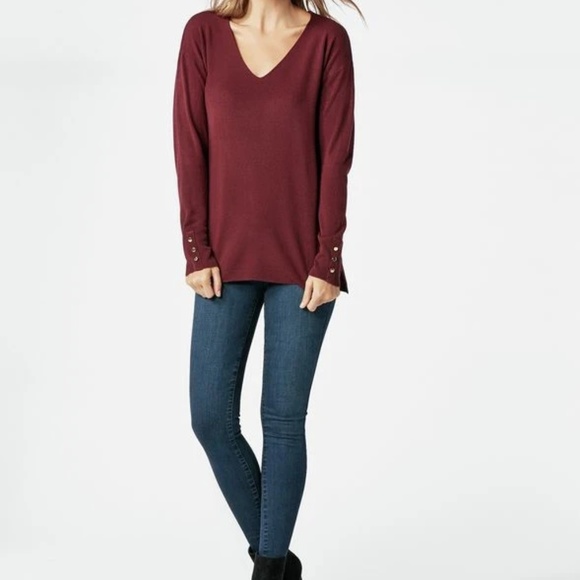 NWT V Neck Pullover - Picture 3 of 7